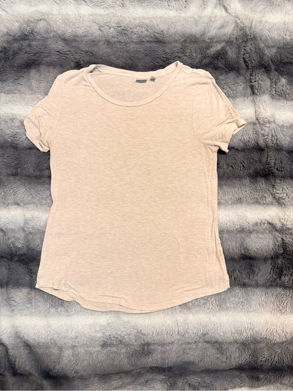 Versona Women's Short Sleeve Crewneck Tee - Light Beige